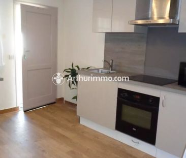 Location Appartement 1 pièces 27 m2 à Saint-Fargeau-Ponthierry - Photo 1