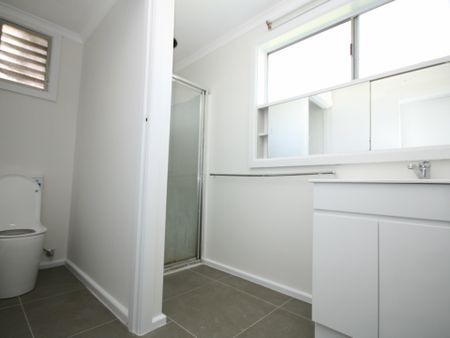 RENOVATED 4 BEDROOM FAMILY HOME IN SPRINGVALE - Photo 4