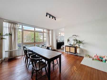 Lichtrijk appartement met groot terras aan Gent-Sint-Pieters - Photo 4