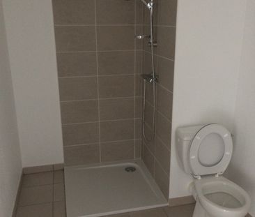 Location Appartement 2 pièces 42m² CENON 33150 - Photo 5