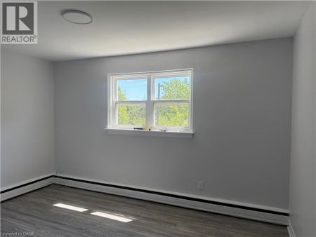 10 PORT MAITLAND Road Unit# 3, Dunnville, Ontario, N1A1Y4 - Photo 5