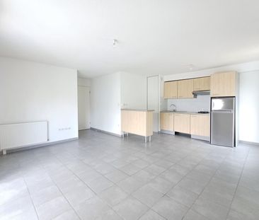 location Appartement T3 DE 63.32m² À BRUGUIERES - Photo 4