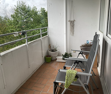 ** Voll renovierte 3 Zimmerwohnung im Essener - Europaviertel mit Balkon ** - Foto 5