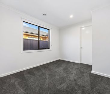 Family Home in Prime Alfredton Location - Photo 6