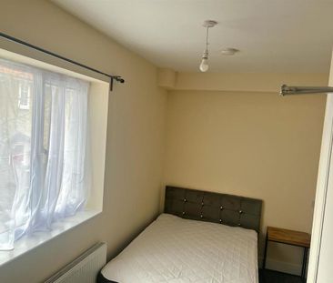 House share to rent - Photo 6