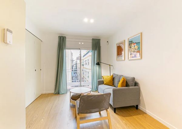 Carrer de Sant Pere Màrtir, Barcelona, Catalonia 08012