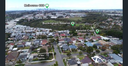 Spacious Family Home in a Convenient Location - Photo 5