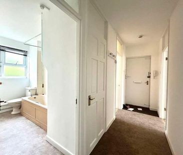 Malvern Court, Addington Road, Reading, Berkshire, RG1 - Photo 4