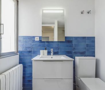 Plaça de Bisbe Benlloch, Torrent, Valencian Community 46900 - Photo 2