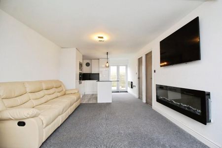 2 bedroom bungalow to rent - Photo 2