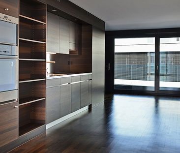 2.5 Zimmer, 118 m², 5. Stock - Photo 2