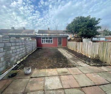 Woodlands Road, Southall, UB1 - Photo 1