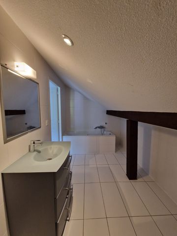 Sublime 4.5-room apartment for rent - Photo 4