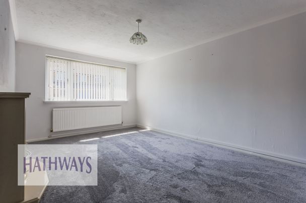 4 bed detached house to rent in The Brades, Newport, NP18 - Photo 1