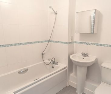 Forum Court - Photo 5