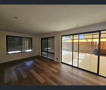 Amazing Family Home - Photo 3