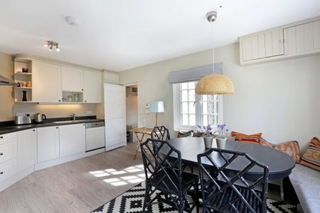 2 bedroom semi-detached house to rent - Photo 2