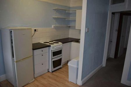 Beach Avenue, Birchington, CT7 - Photo 4