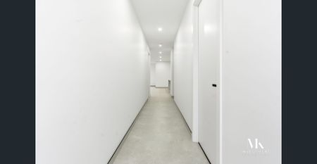 Spacious Family Living in Prime Mickleham Location - Photo 4