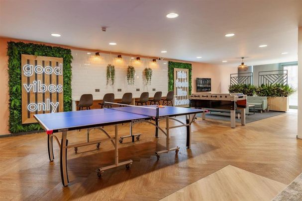 Studio to rent - Photo 1