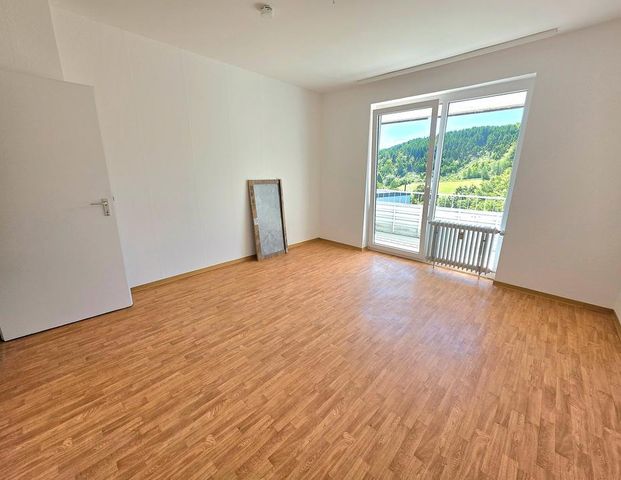 SCHADE HAUSVERWALTUNG - Renovierte 3-Zimmerwohnung mit erneuertem Bad und Balkon zu vermieten! - Foto 1