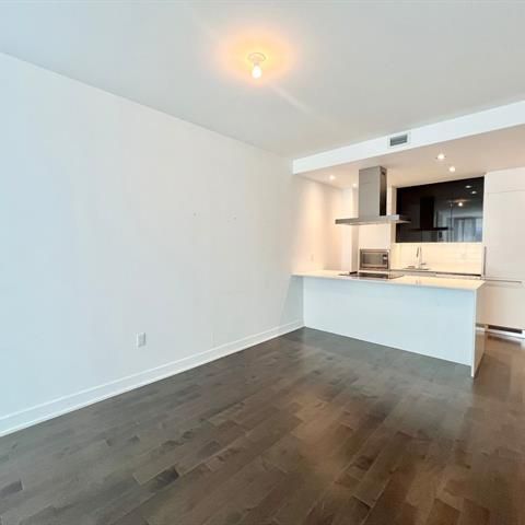 1239 Rue Drummond - Photo 1