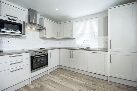 2 bedroom maisonette to rent - Photo 5