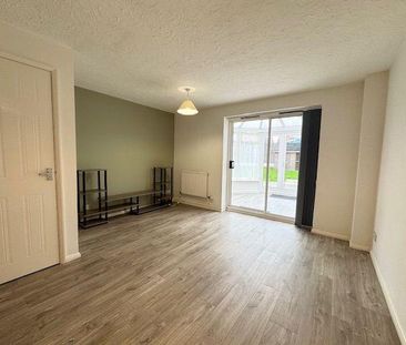 2 bedroom semi-detached house to rent - Photo 3
