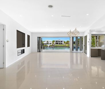 2208 Taromeo Court, Hope Island QLD 4212 - House For Rent | Domain - Photo 3