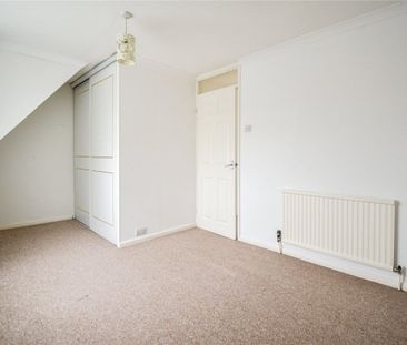 A well presented 3 bedroom chalet style house to rent in Sawston of... - Photo 3