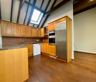 3 bedroom Barn Conversion to let - Photo 6