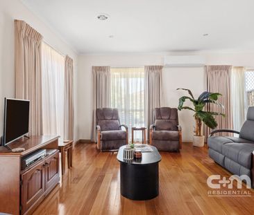 Spacious Family Home, Low-Maintenance Living - Photo 2