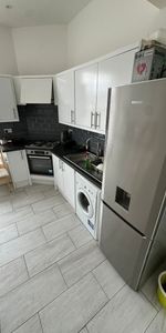 Room in a Shared House, Bevois Mansions, SO14 - Photo 3