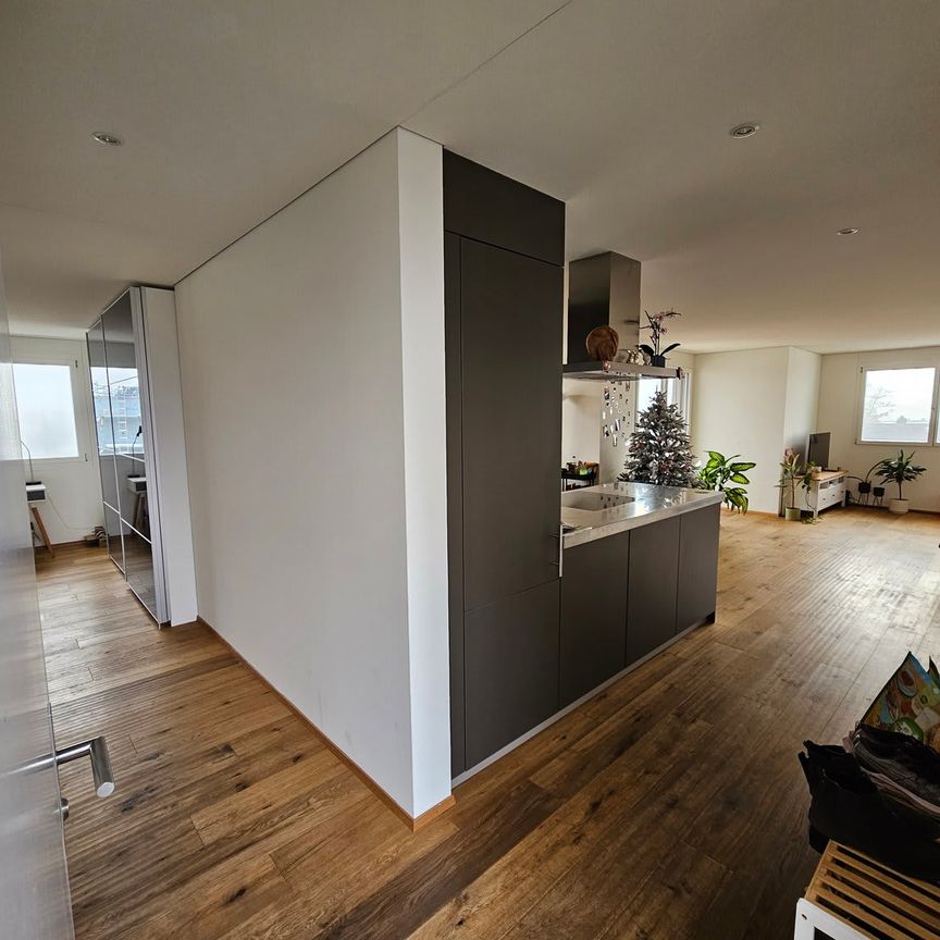 2.5 Zimmer, 69 m², 3. Stock - Photo 1