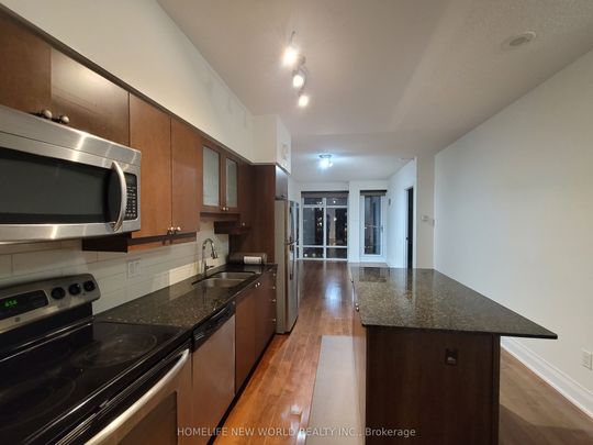 Quantum North Tower Lofts - Photo 1