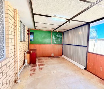 10 Serls Street, Armadale WA 6112 - House For Rent | Domain - Photo 6