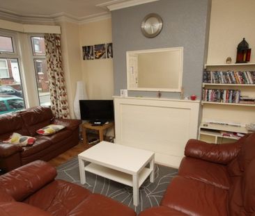 4 Bed - Mayville Street , Hyde Park, Leeds - Photo 3