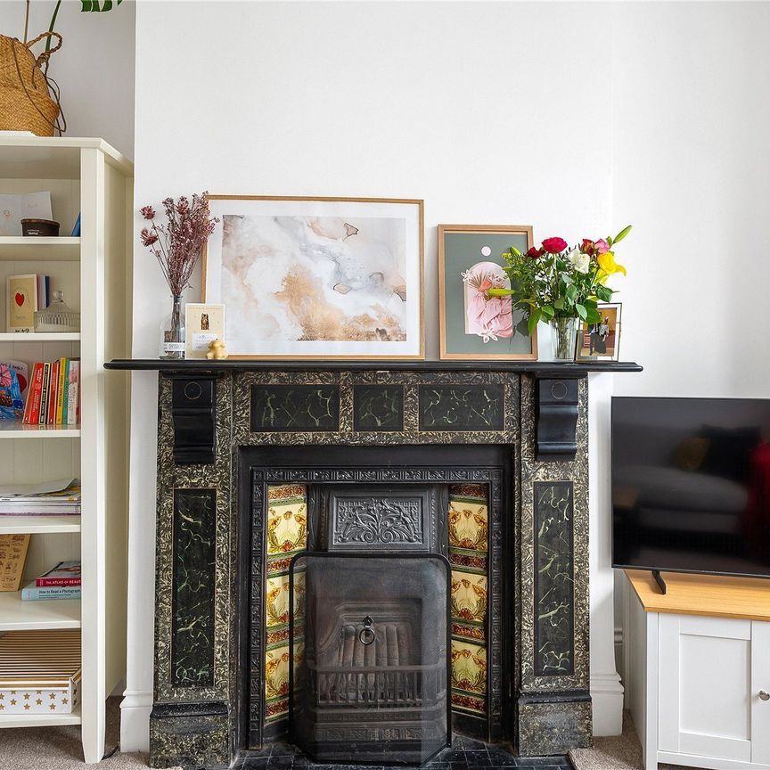 Klea Avenue, London, SW4 flat to rent - Photo 1