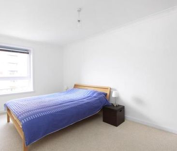4 bedroom terraced house to rent - Photo 4