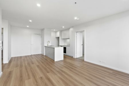 Contemporary Living - Photo 2