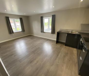 3 bedroom apartment to rent - Photo 1