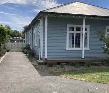 Charming Residence - Photo 2