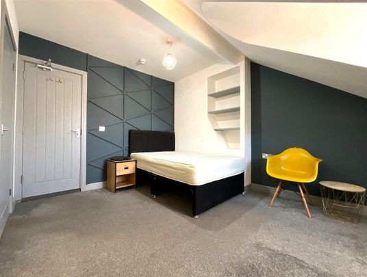Room 5, Balby Road, Doncaster - Photo 1