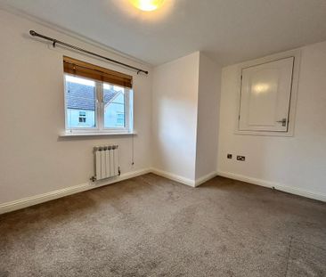 3 bedroom detached house to rent - Photo 3