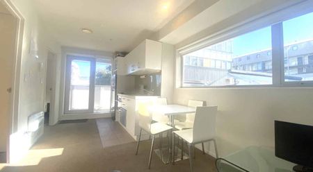 Central City Living! - Photo 5