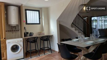 2 room luxury Apartment for rent in Daimús, Spain - Photo 4