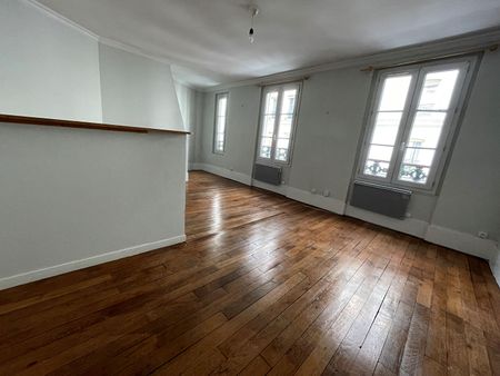 RUE DURANTIN - 2 pièces - 46.12m² - Photo 2