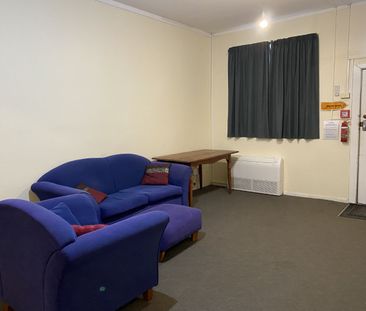 SHARED RESIDENTAL DWELLING IN POPULAR HATAITAI - Photo 2