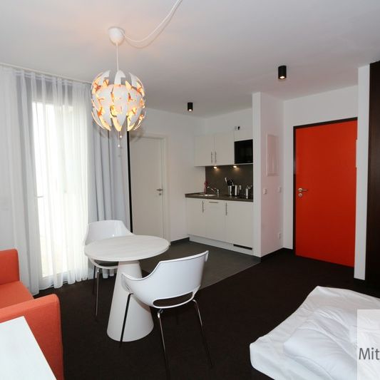 Apartment mit gehobener Komplettausstattung am Nürnberger Hafen - Photo 1