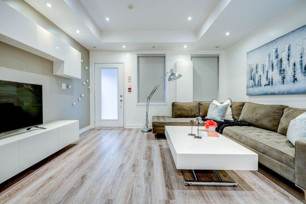 For Lease - 867 Wilson Avenue Unit# 5B, Toronto, Ontario - Photo 1